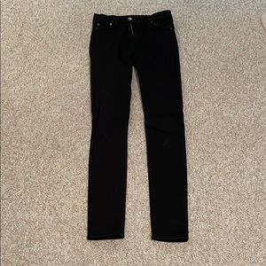 Women’s black skinny jeans